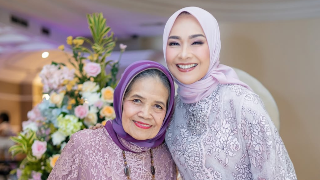 Kabar Duka, Ibunda Alya Rohali Meninggal Dunia
